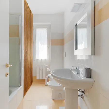 Apartment Arco Della Pace - Ampio Bilocale Milan