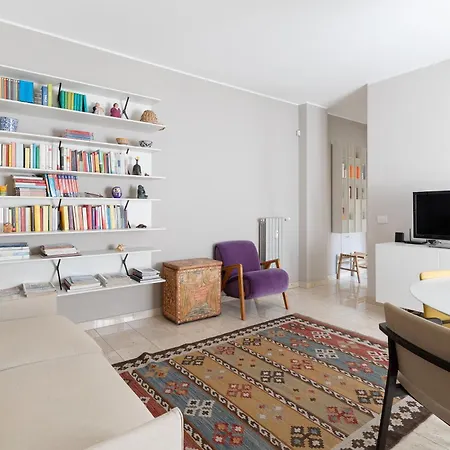 Apartment Arco Della Pace - Ampio Bilocale