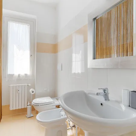 Apartment Arco Della Pace - Ampio Bilocale *